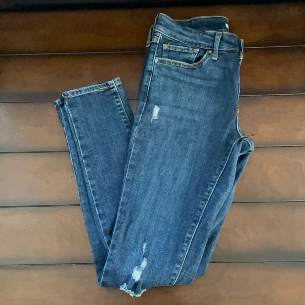 Levi’s 711 Women’s Skinny Ripped Jeans